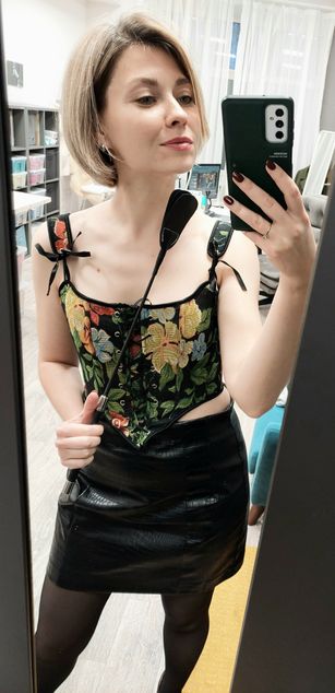 Model - Russian Seductress Miss Kate fetish