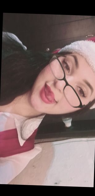 Model - Victoria Lucia deepthroat