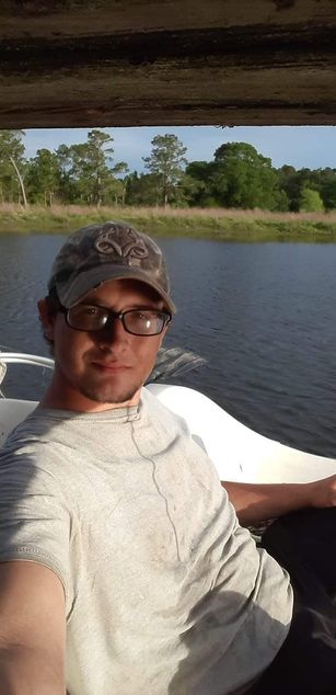 Model - Dylanrobberts gape