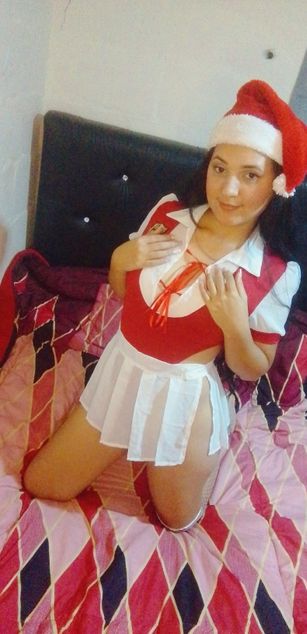 Model - Victoria Lucia deepthroat