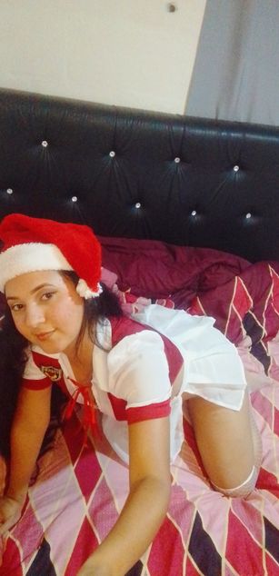 Model - Victoria Lucia deepthroat