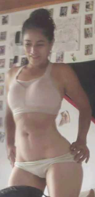 Model - JjanaMiler dance