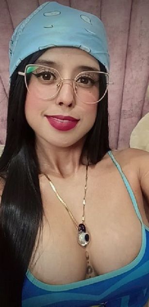 Model - Dani Belluci ass