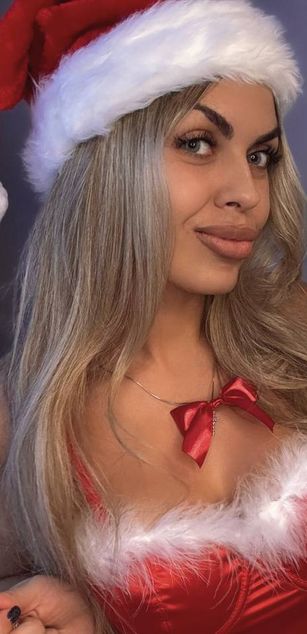 Model - IrenaDream lips