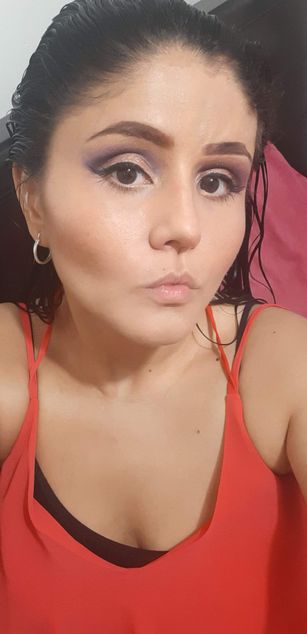 Model - anniemiau whip