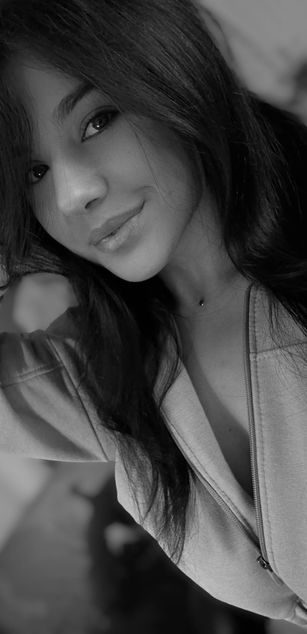 Model - Jenna deepthroat