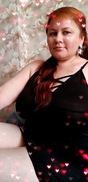 Model - Nikky March striptease