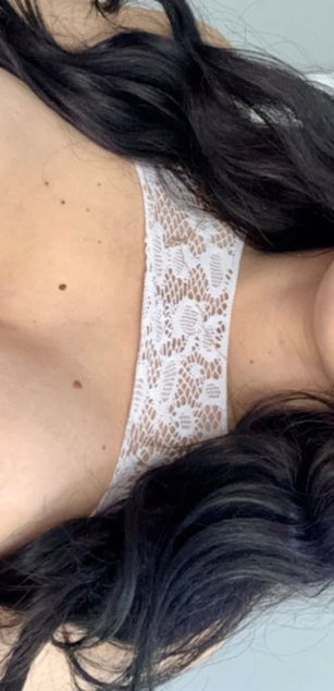 Model - lizzie ross deepthroat