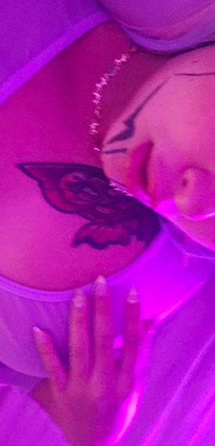 Model - coraline sexy