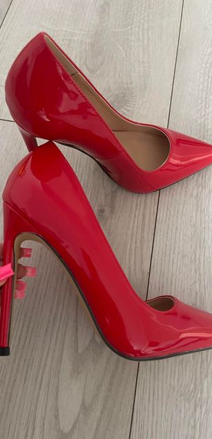 Model - MoniqueBliss dildo