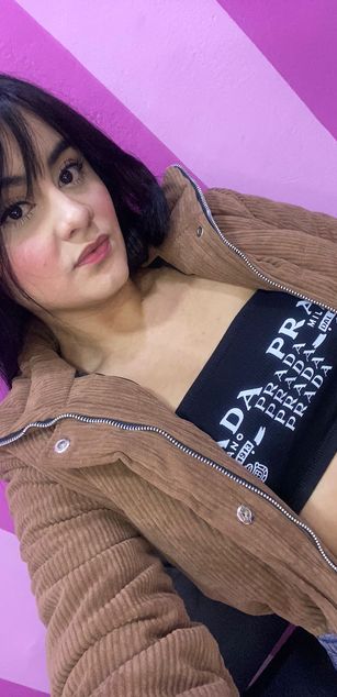 Model - Dulce_amg ass