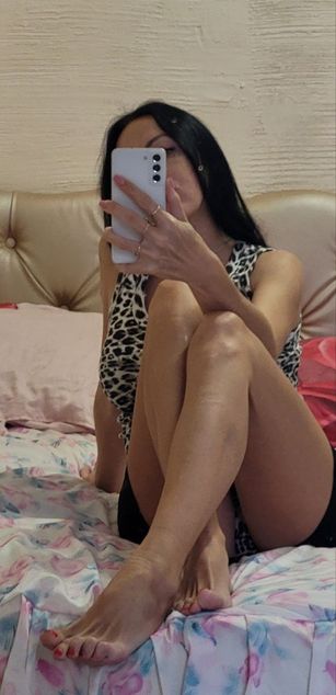 Model - Angie_Becky roleplay