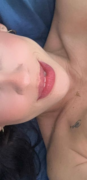 Model - lizzie ross deepthroat