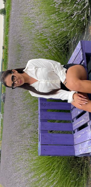 Model - Lindsaydeee mature