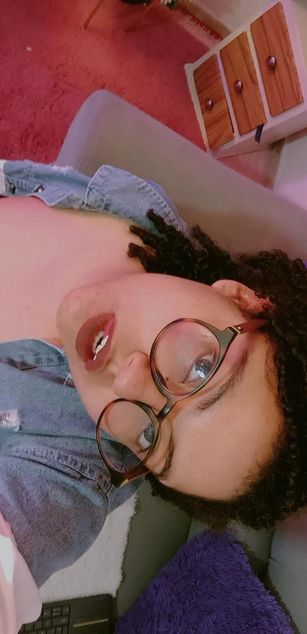 Model - NoaVega curvy