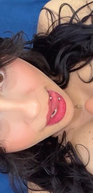 Model - lizzie ross deepthroat