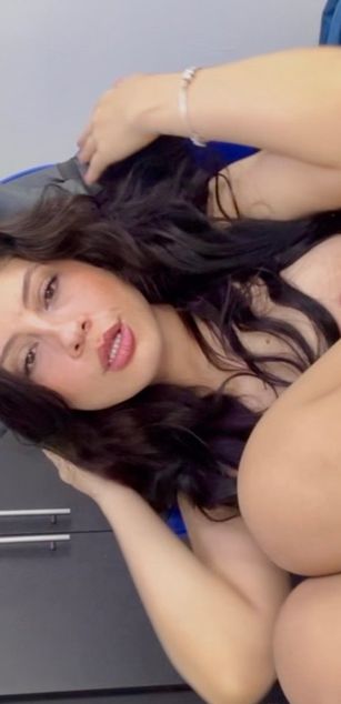 Model - lizzie ross deepthroat