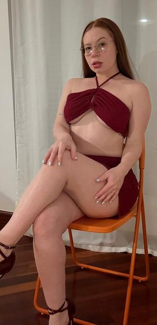 Model - Selena dildo