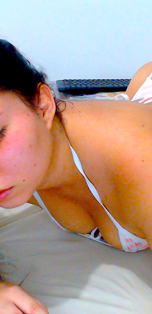 Model - blumbum young