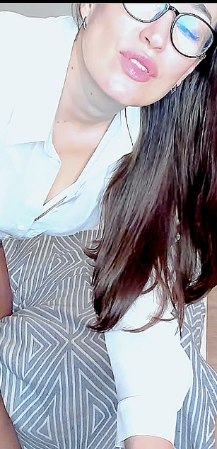 Model - WifeAlone heels