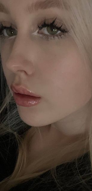 Model - Alice roleplay