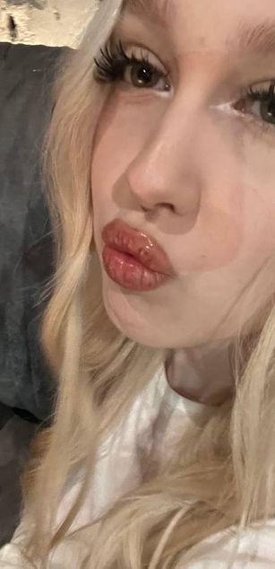 Model - Alice roleplay