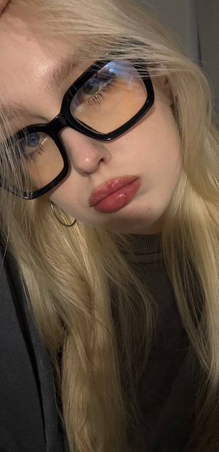 Model - Alice roleplay