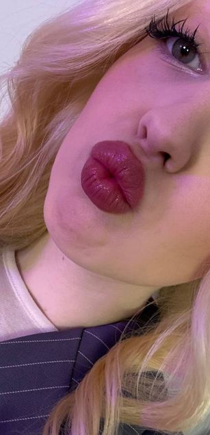 Model - Alice roleplay