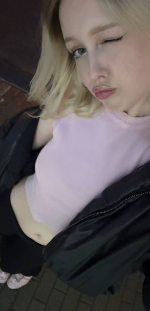 Model - Alice roleplay