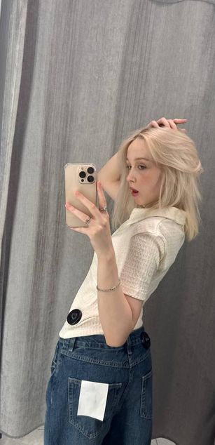 Model - Alice roleplay