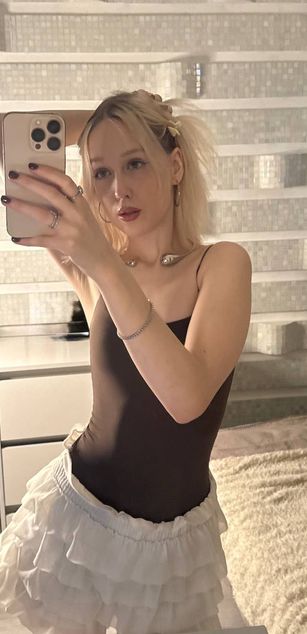 Model - Alice roleplay