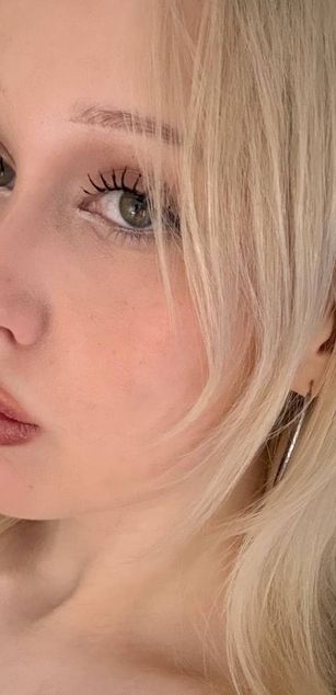 Model - Alice roleplay