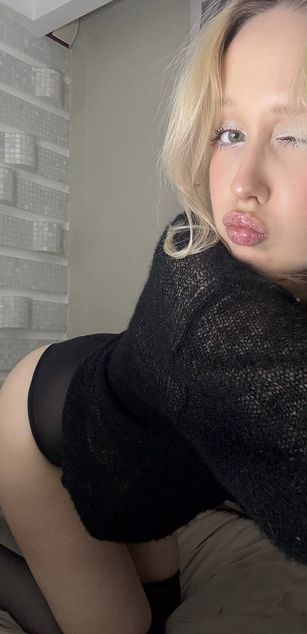 Model - Alice roleplay