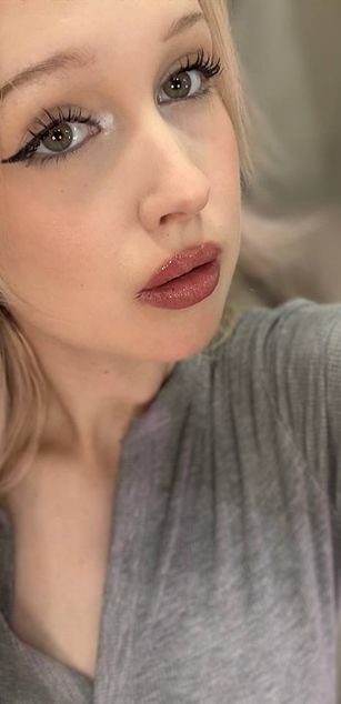 Model - Alice roleplay