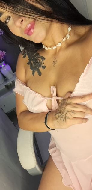 Model - Lexxiee Haze sexy