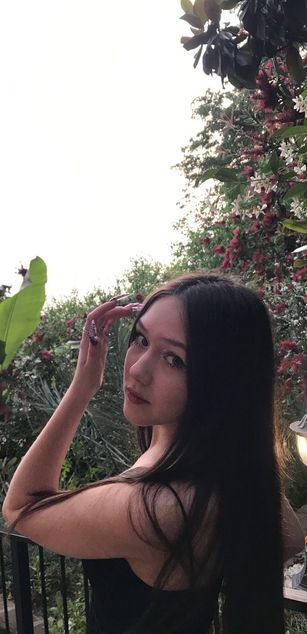 Model - GiannaSky 18