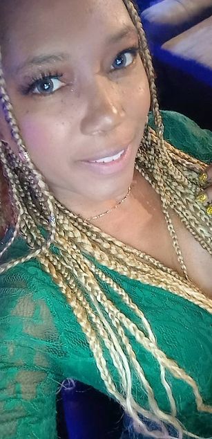 Model - Strokahontasxxx dirtytalk