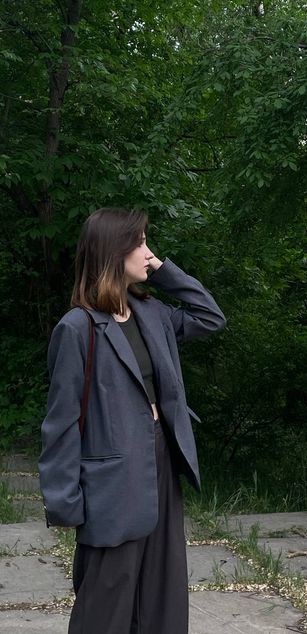 Model - Emilia findom