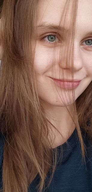 Model - Alice deepthroat