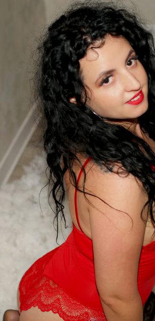 Model - Missy_Skye dildo