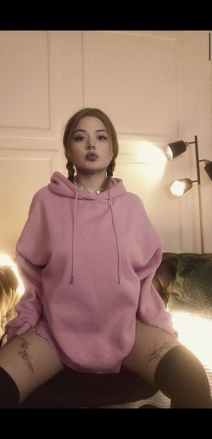 Model - Monica dirtytalk