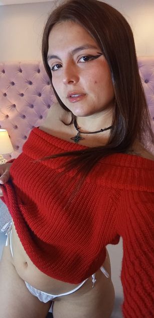 Model - Gaby Queens dildo