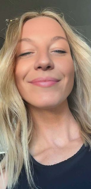 Model - British Brooke dildo