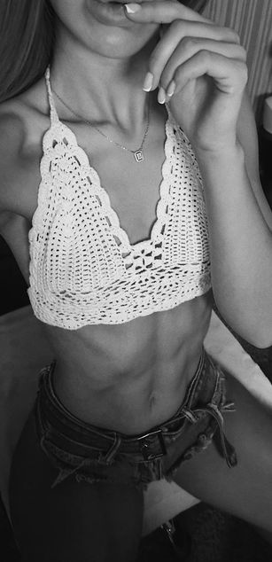 Model - Vivian Evans sexy