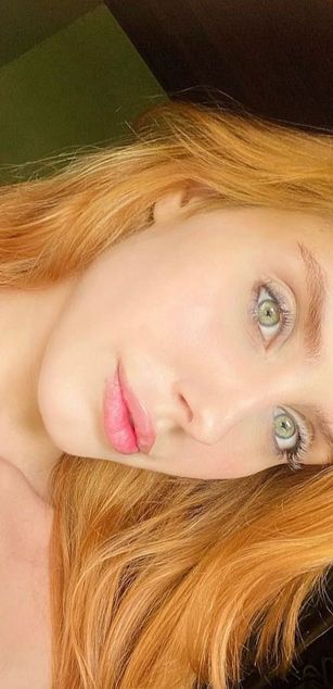 Model - Anna Redford miss