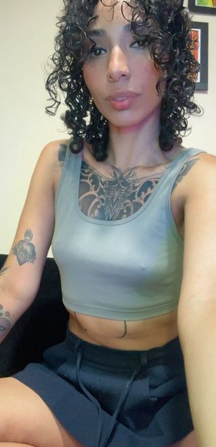 Model - SilvanaOwen JOI