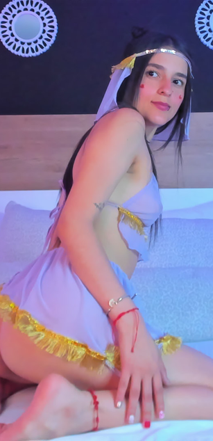 Model - Mia Taylor toys