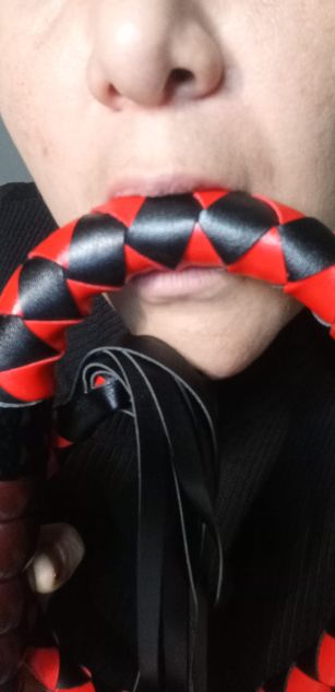 Model - Madeline Sade ass