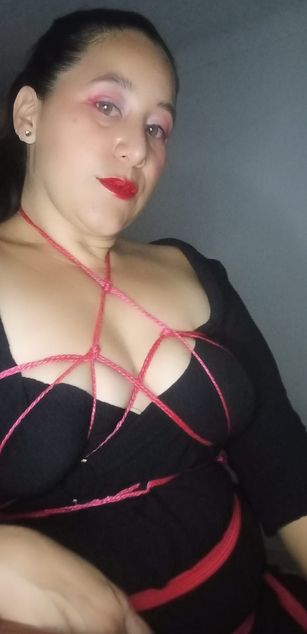 Model - Madeline Sade ass