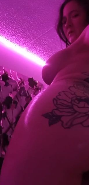 Model - VonSophie curvy